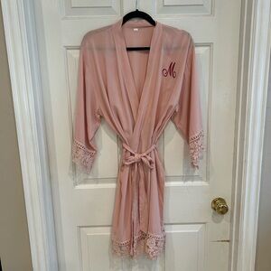 Women's Blush Pink Lace-Trim Robe - Personalized M